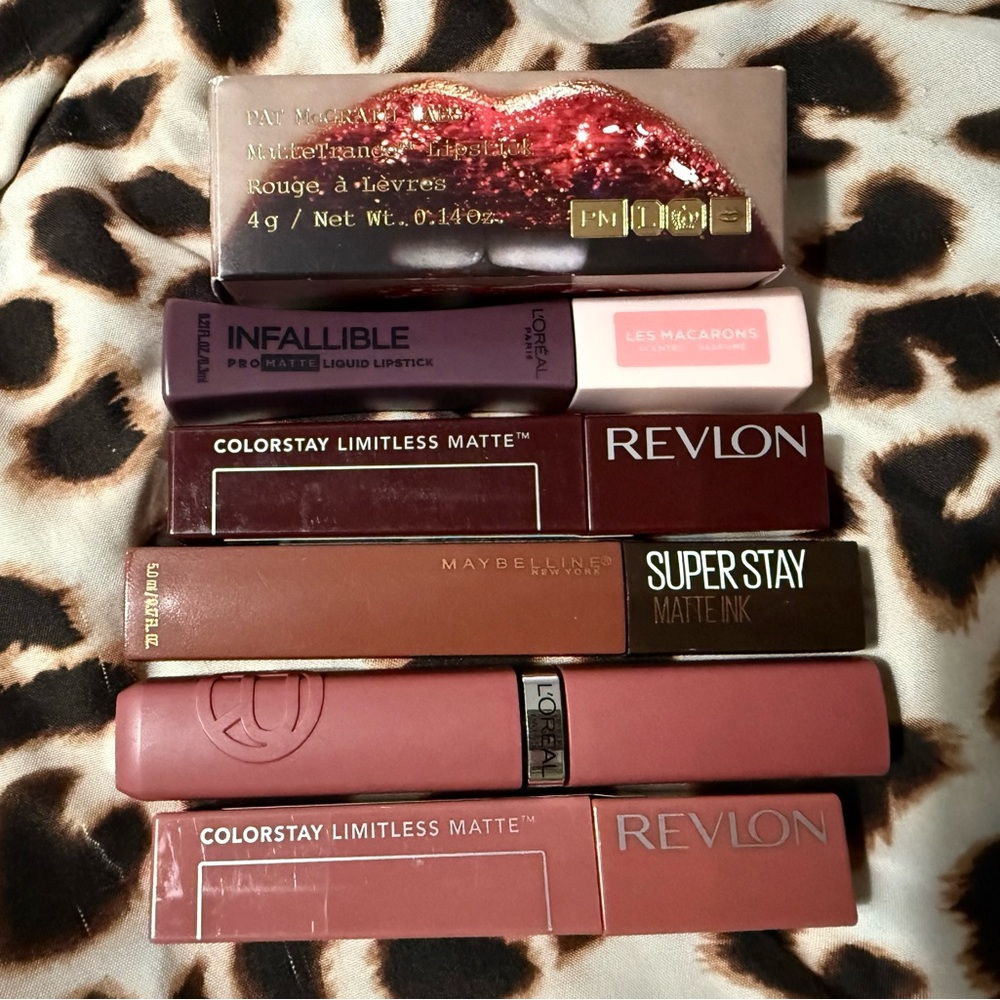 ✨Matte Lipstick Bundle✨